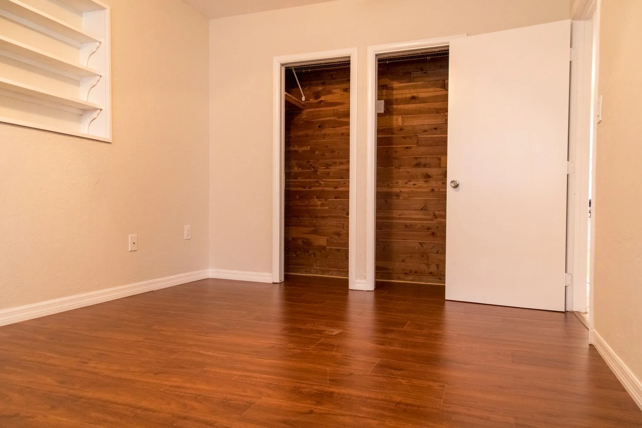 RealEstate 2-37