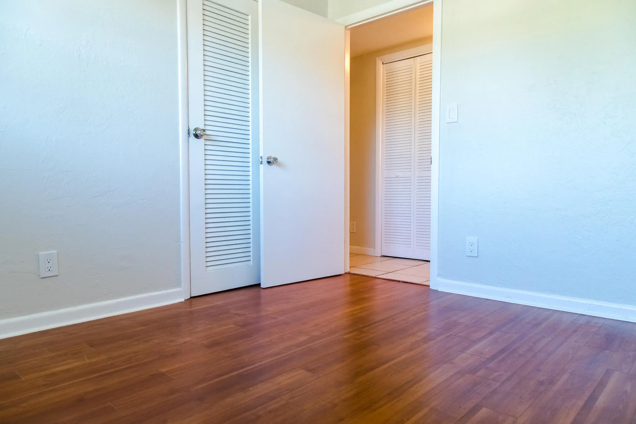 RealEstate 2-30