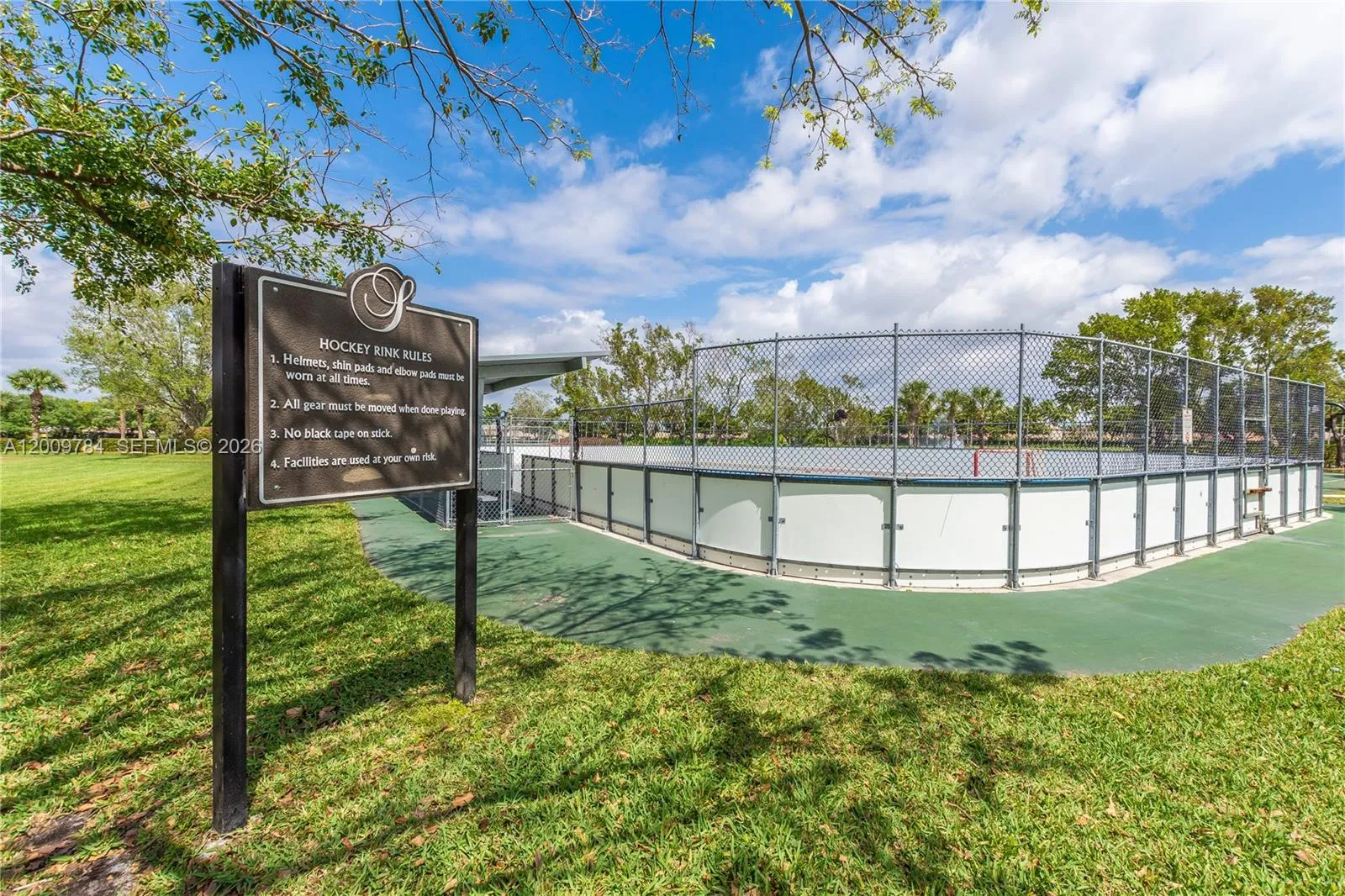 GREAT club house with pools, water slides, kid's pool, mini golf, playground, soccer field, basketball court, baseball cage, roller hockey court and more!