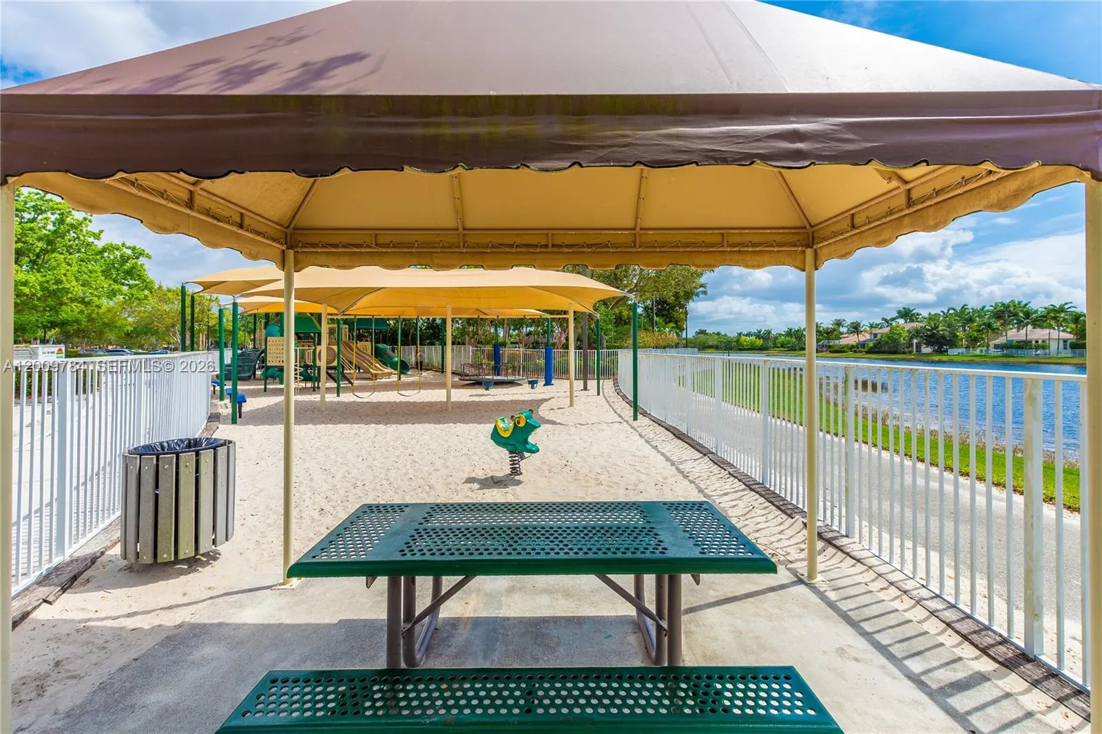GREAT club house with pools, water slides, kid's pool, mini golf, playground, soccer field, basketball court, baseball cage, roller hockey court and more!
