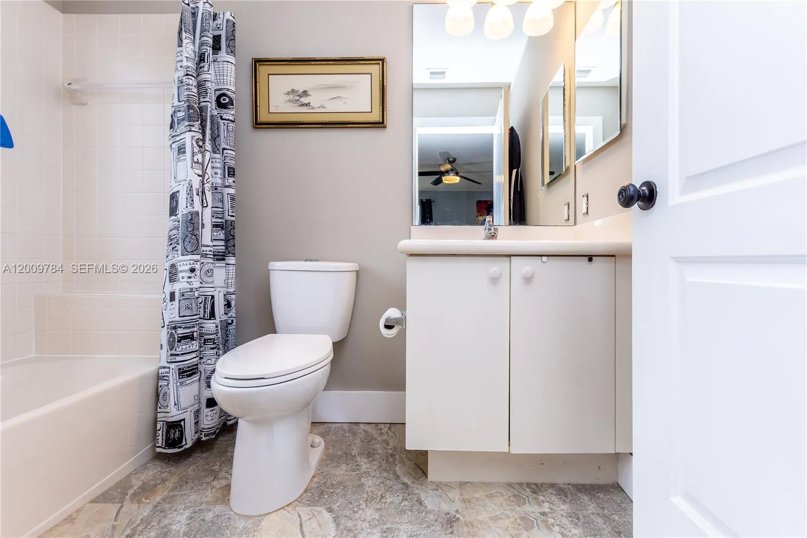2nd floor master bedroom's full bathroom.