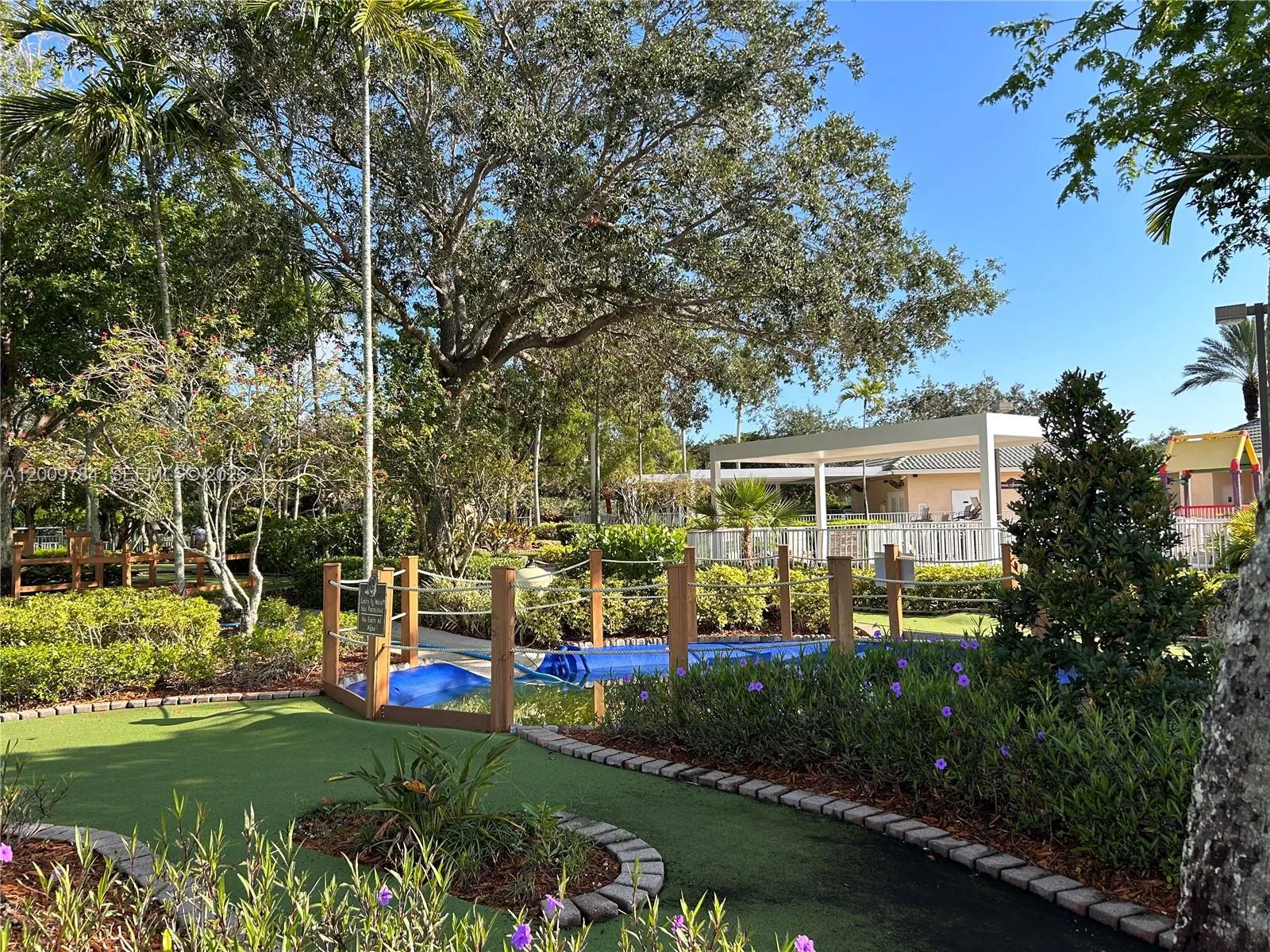 GREAT club house with pools, water slides, kid's pool, mini golf, playground, soccer field, basketball court, baseball cage, roller hockey court and more!