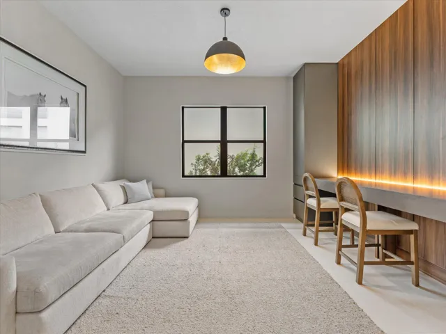 Bonus Room with Wall Unit