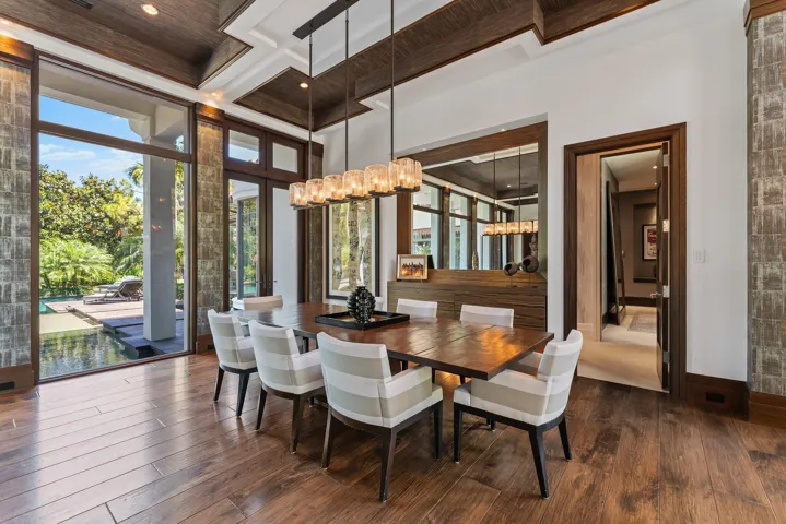 Formal Dining