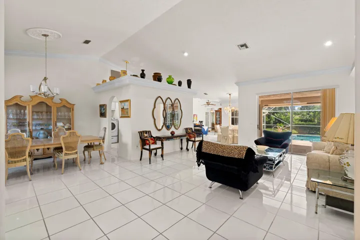Living room / Dinning room