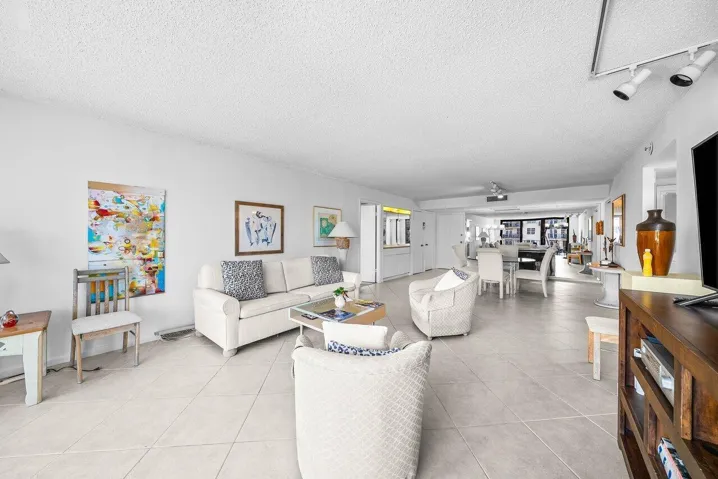 008-3460SouthOceanBoulevard-615-PalmBeac