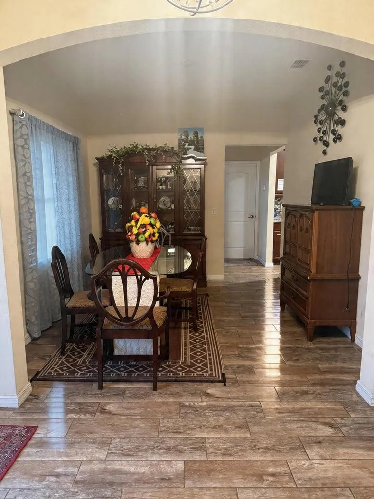 Property photo 35