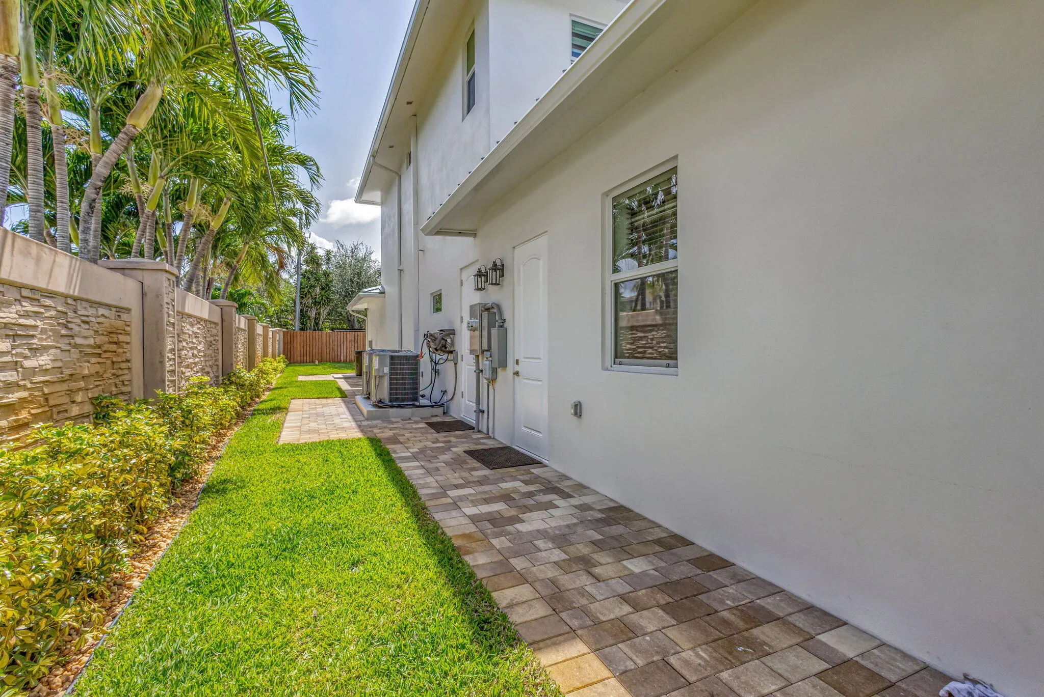Property photo 92