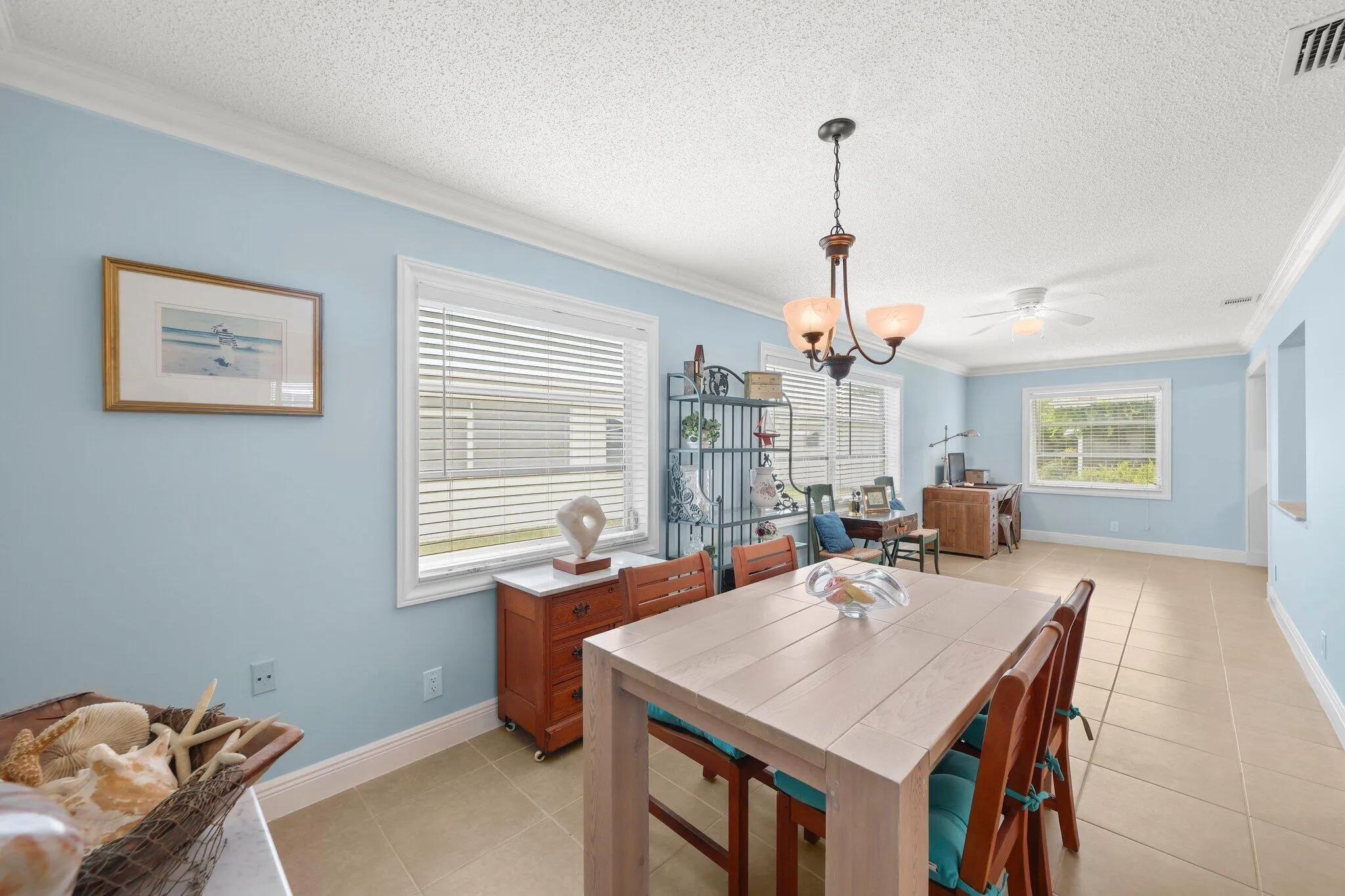 2114 Southwest 13th Pl - 24.jpg-SMALL