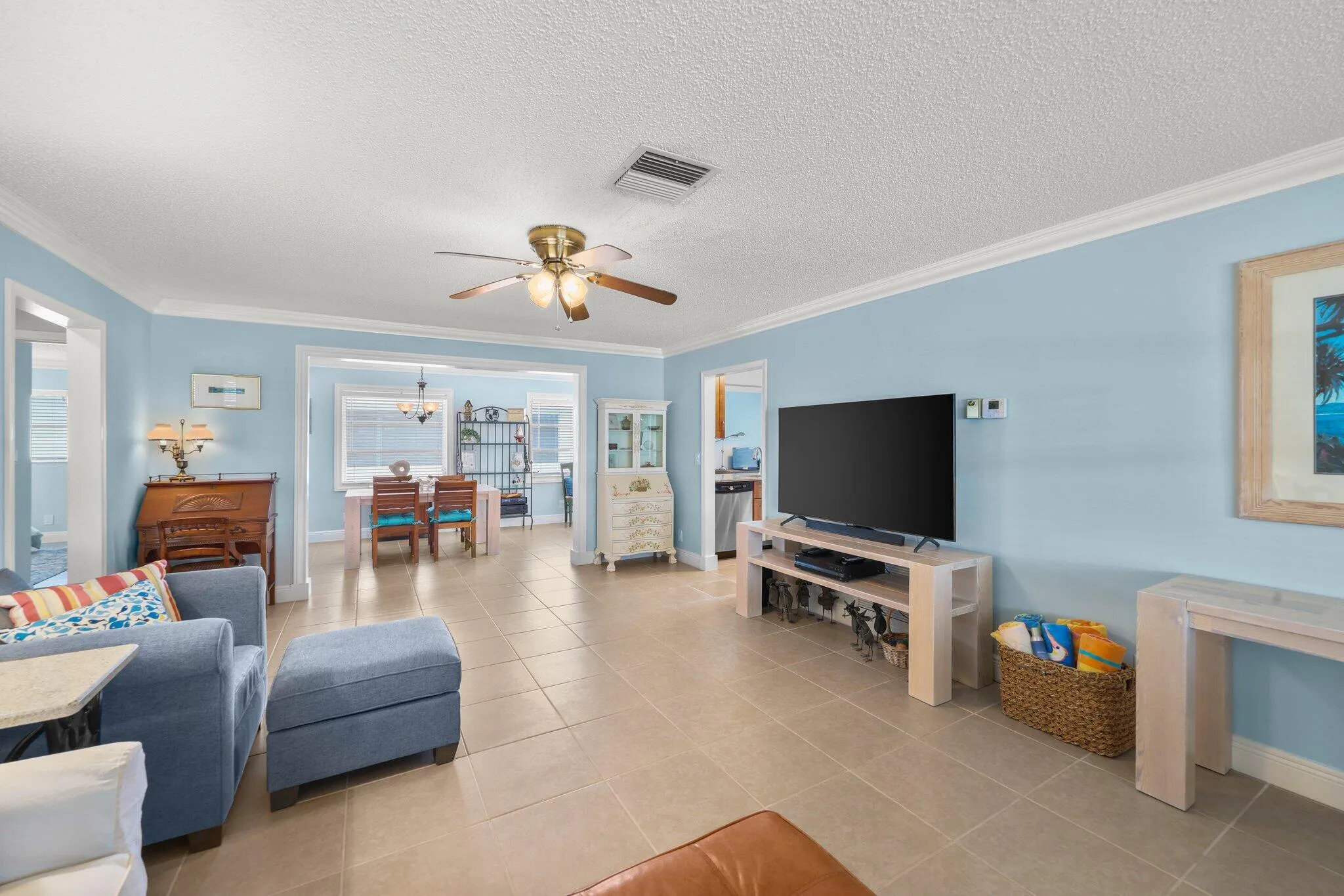 2114 Southwest 13th Pl - 36.jpg-SMALL