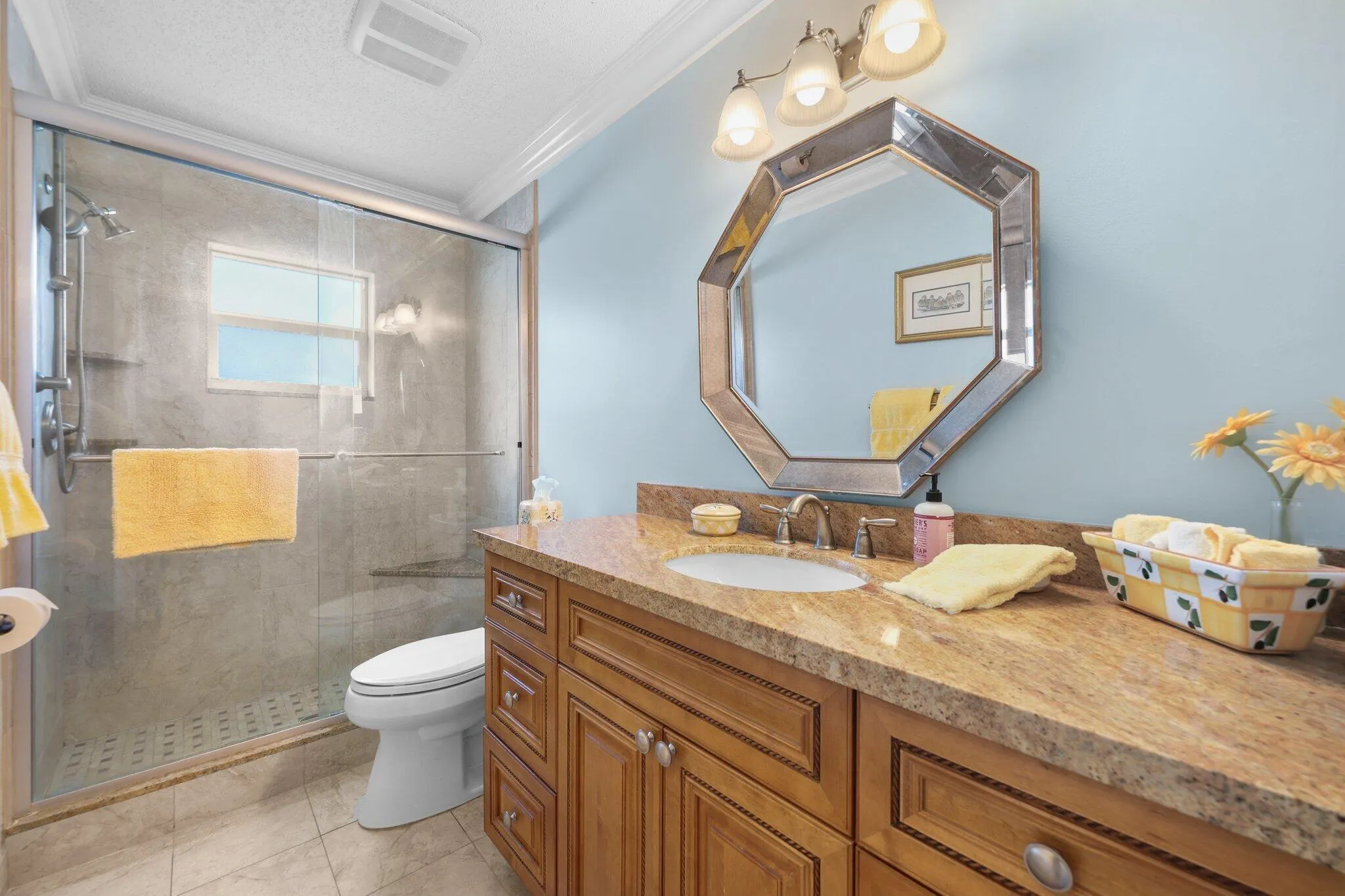 2114 Southwest 13th Pl - 15.jpg-SMALL