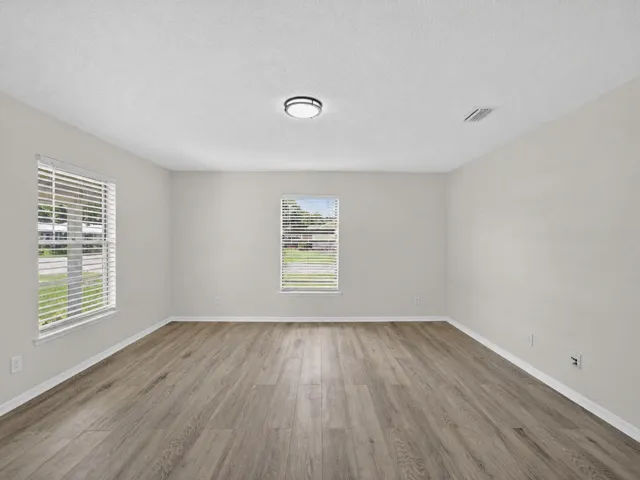 1373 32nd Ave (4 of 31)