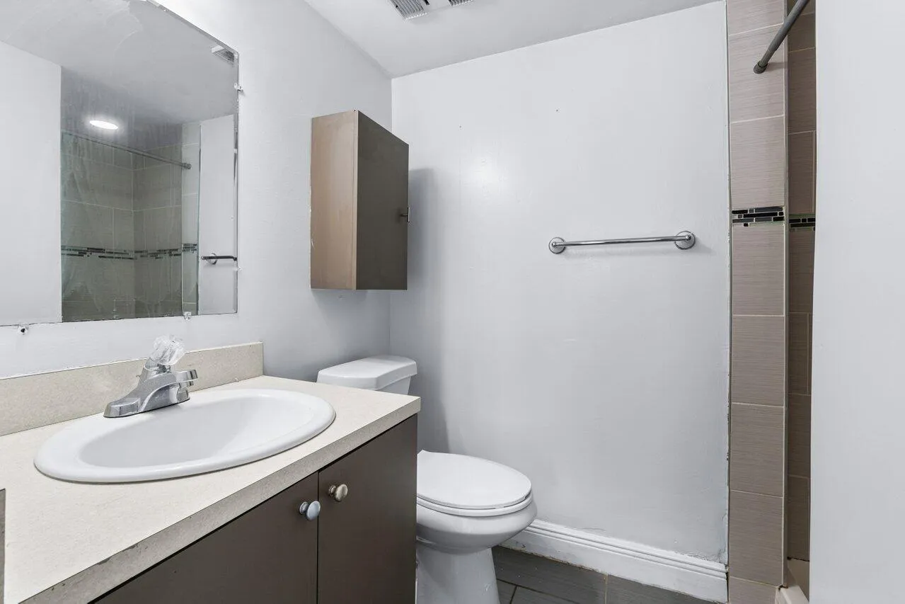 020-1833Northwest94thAvenue-CoralSprings