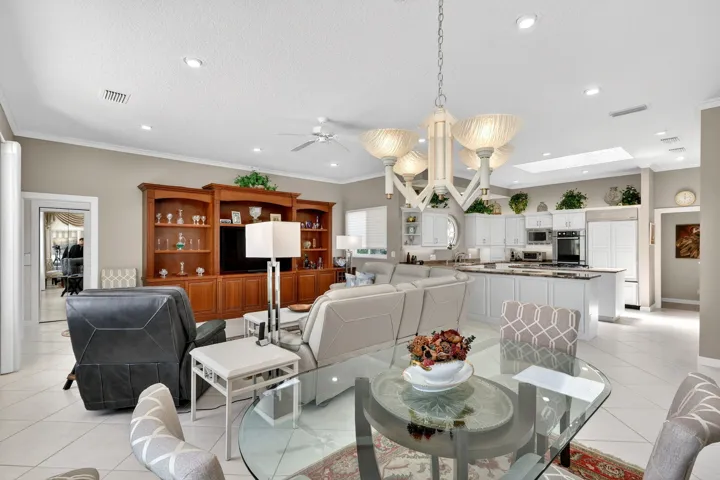 Family Room Kitchen