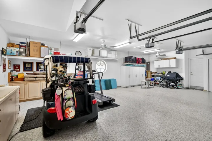 3 Car Garage