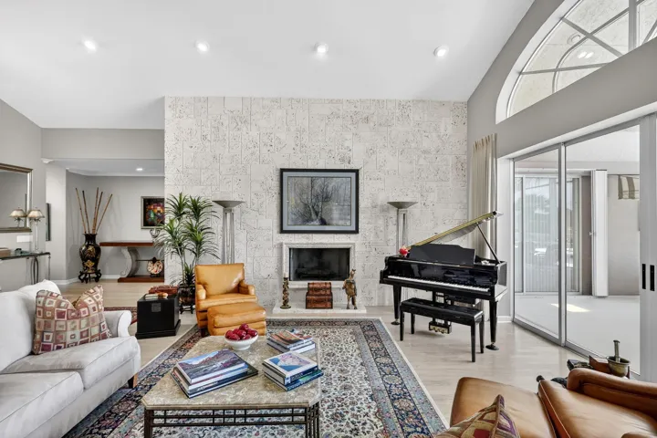 Gas Fireplace