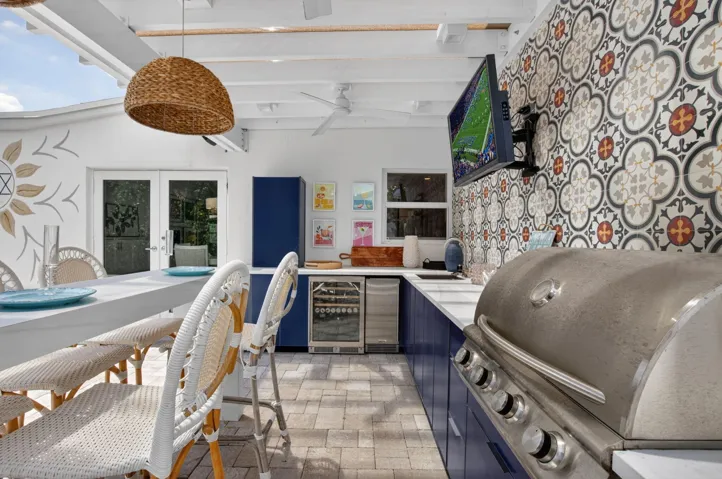 Summer Kitchen
