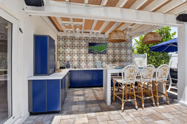 Summer Kitchen