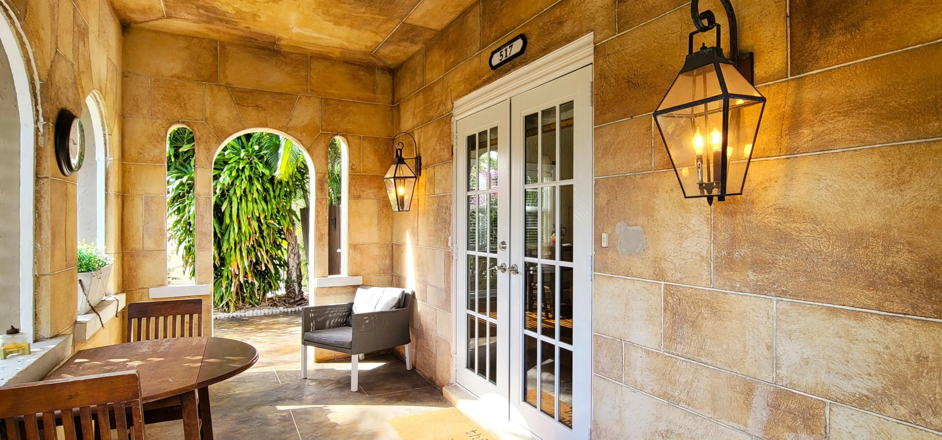 PORCH