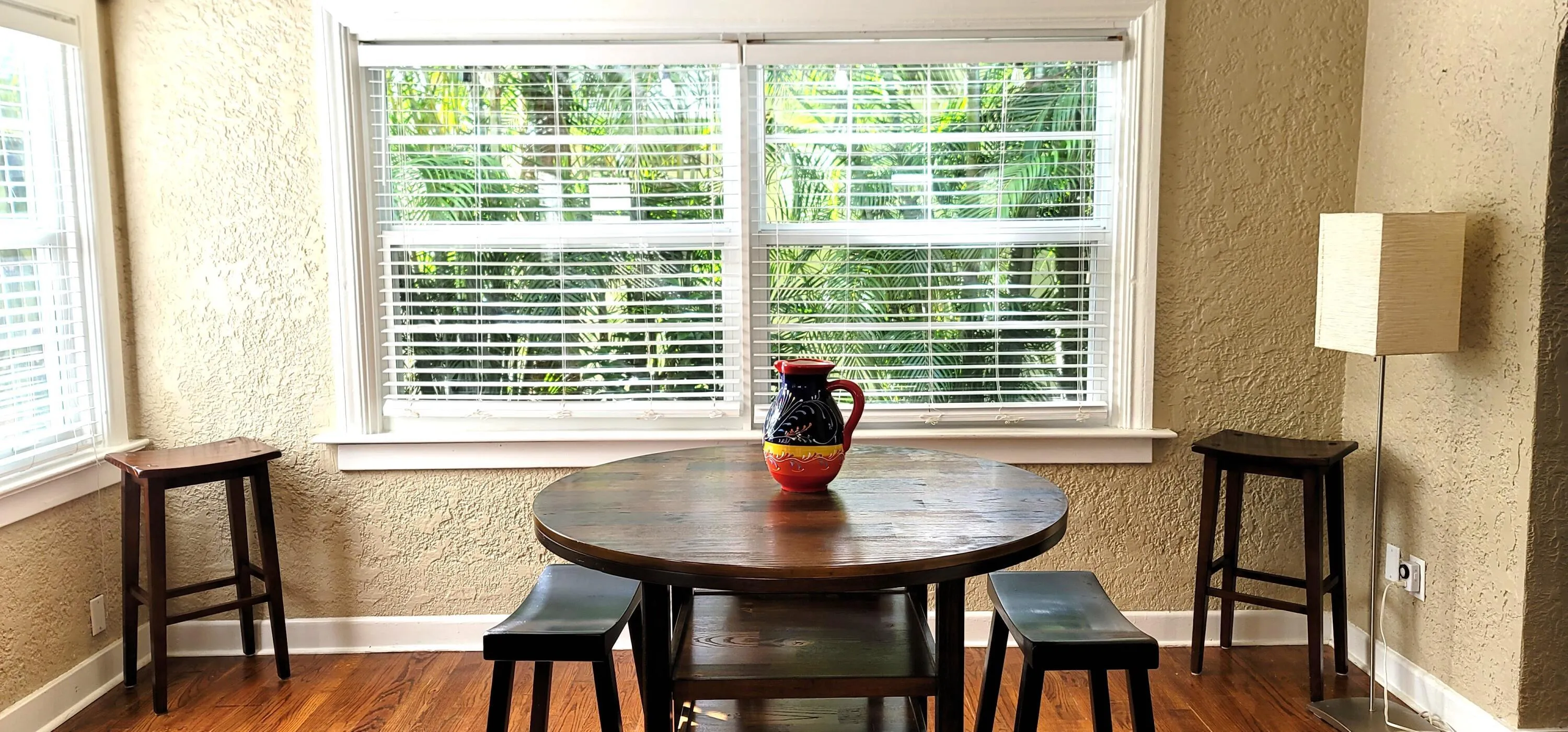 LIVING ROOM TABLE