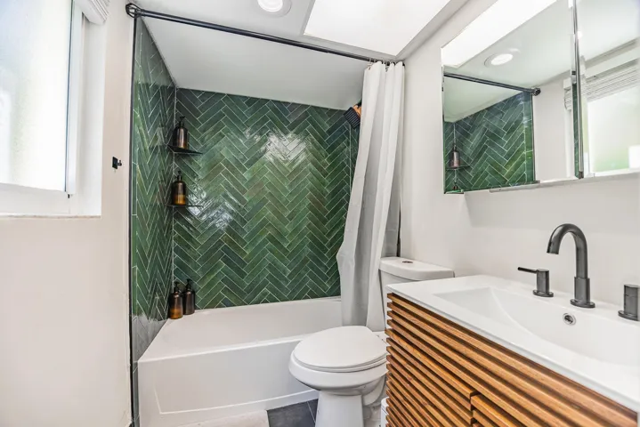 1308BayviewDr-11