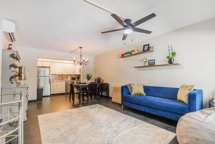 1308BayviewDr-1