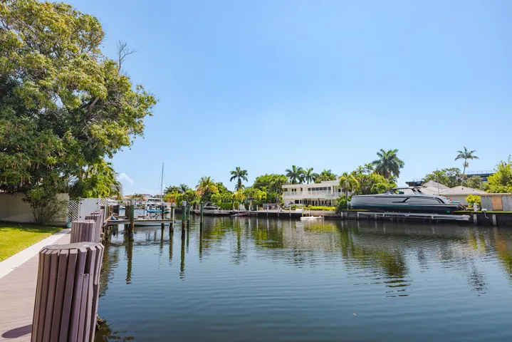 1308BayviewDr-19