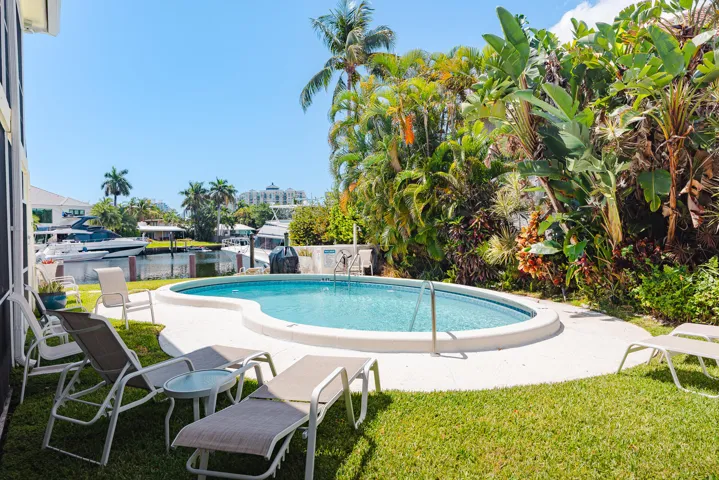 1308BayviewDr-23