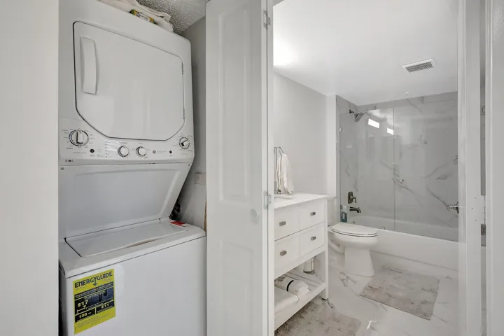 Laundry- In unit