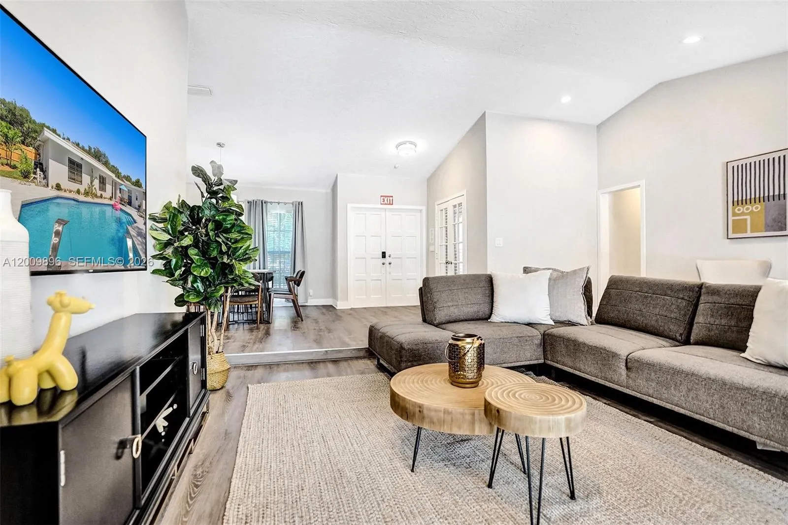 Property photo 74