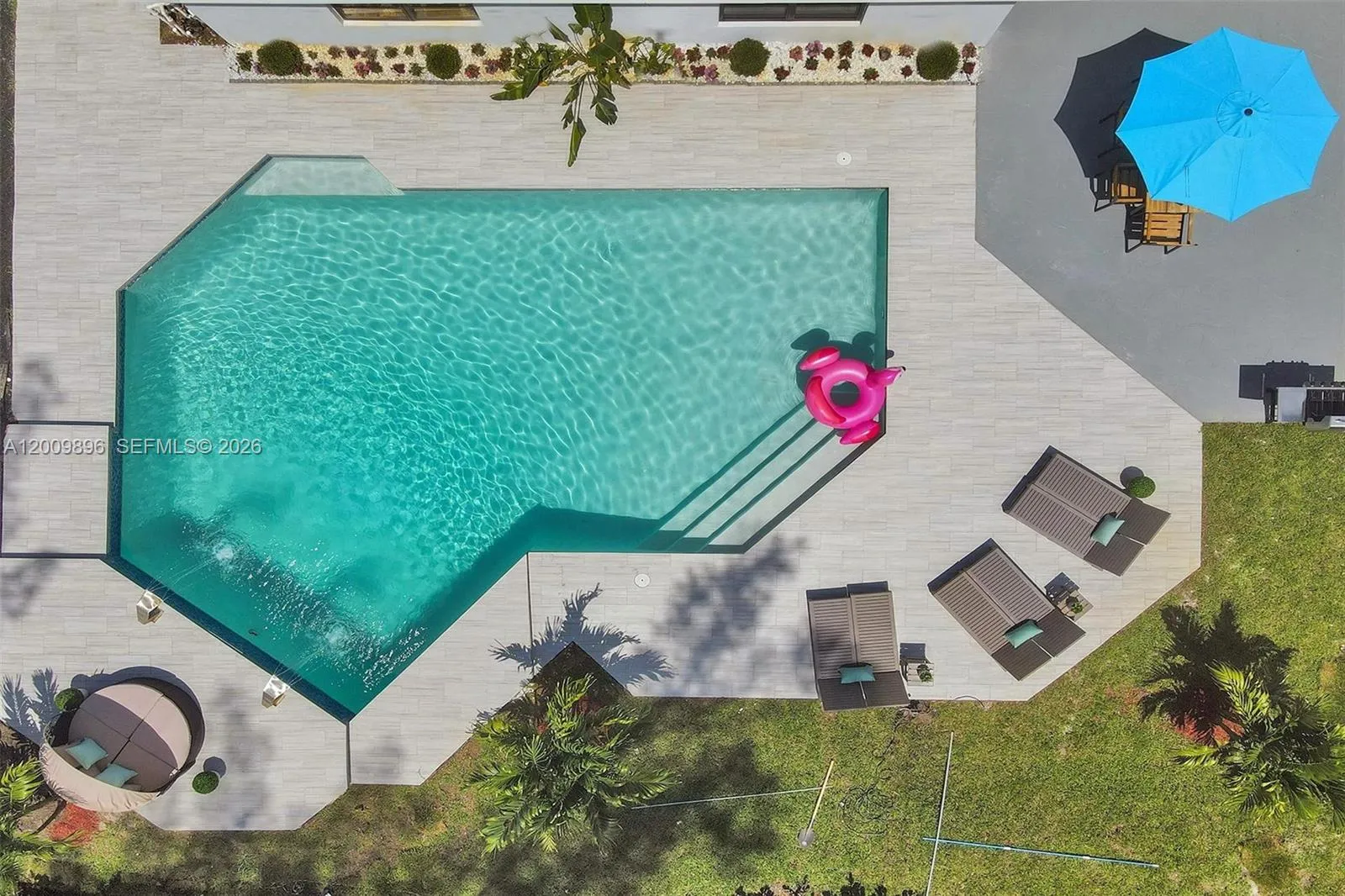 Property photo 8