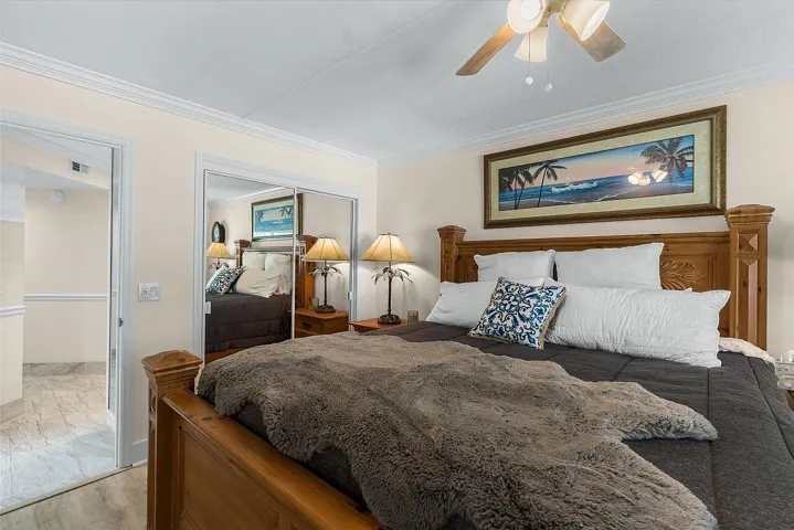 Middle Bedroom