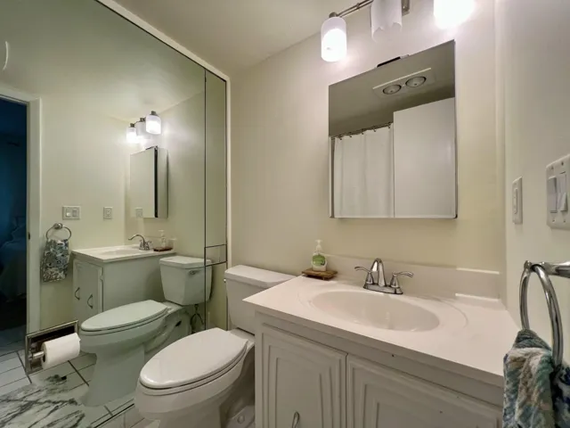 Primary Full Bath