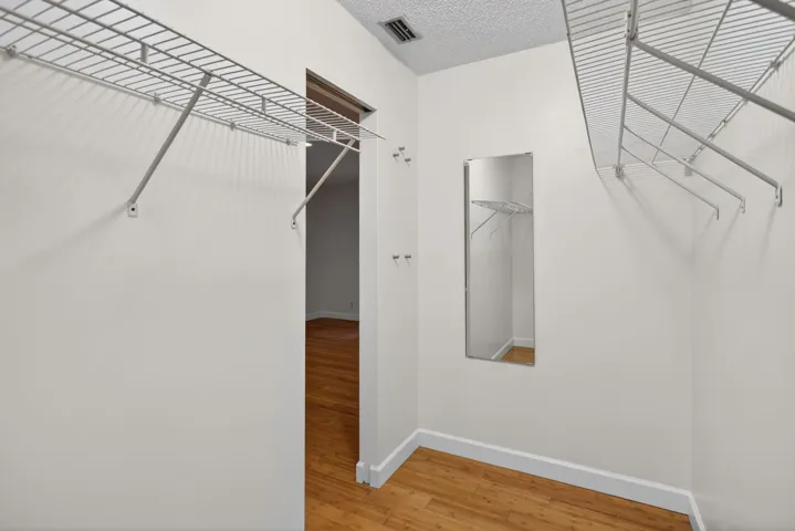 26-web-or-mls-3713 -4843