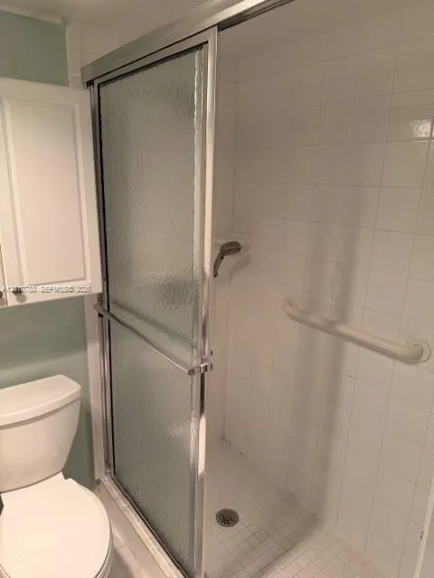 With Walk-in Shower