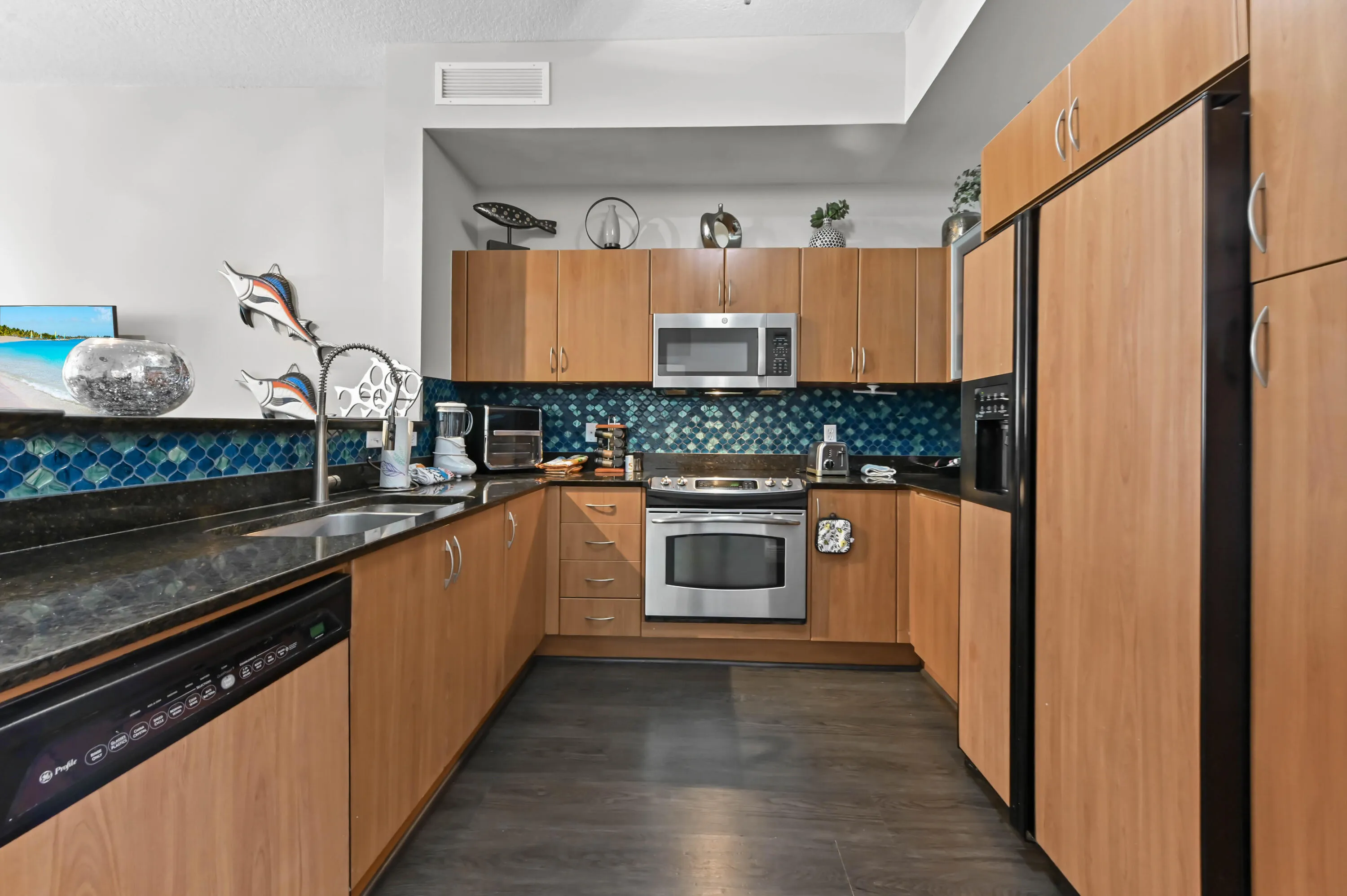 03 kitchen 02
