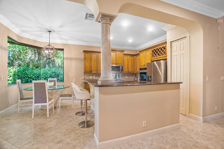Wellington, FL House – Kitchen