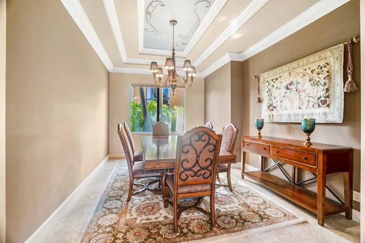 Wellington, FL House – Dinning