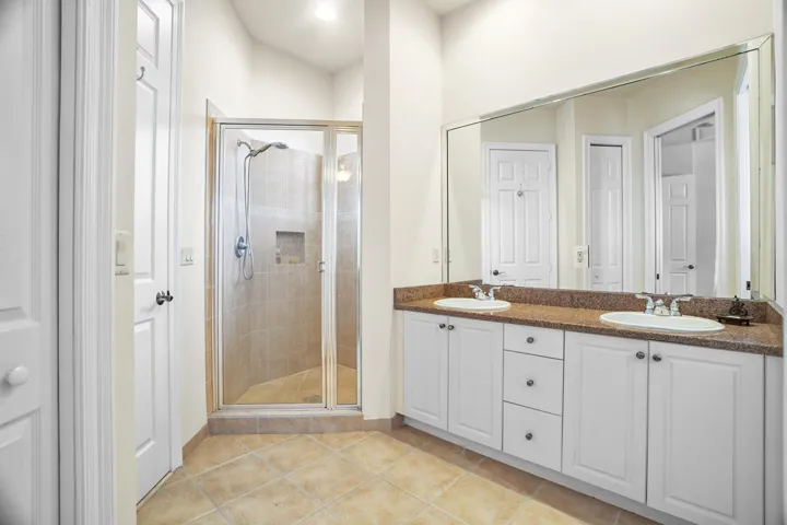 Wellington, FL House – Bathroom 4