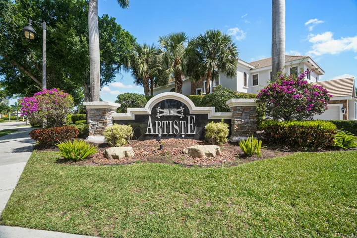 Wellington, FL House – Community