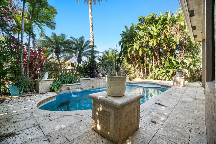 Wellington, FL House – Pool