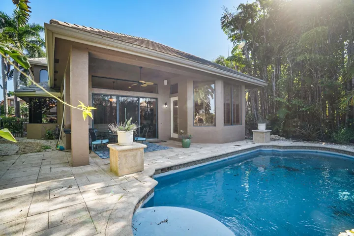 Wellington, FL House – Pool