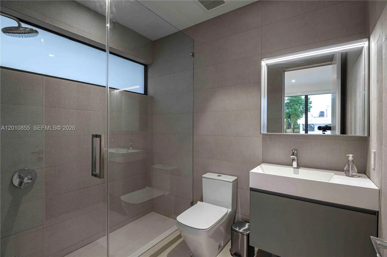 Property photo 142