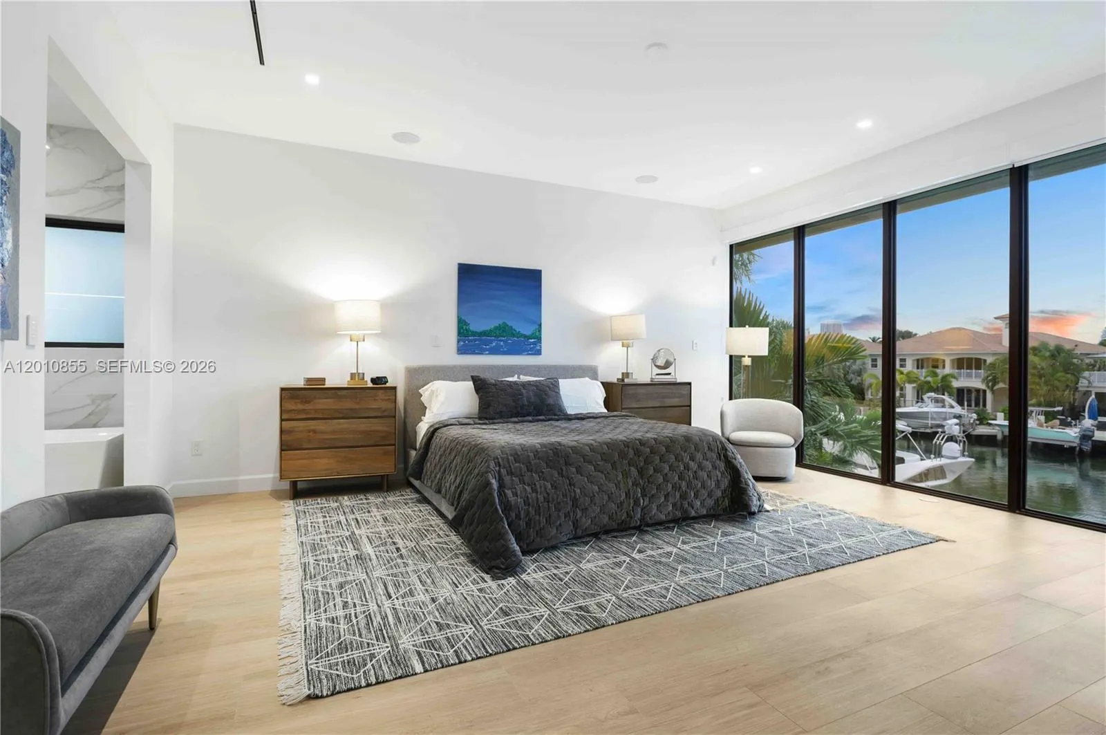 Property photo 144