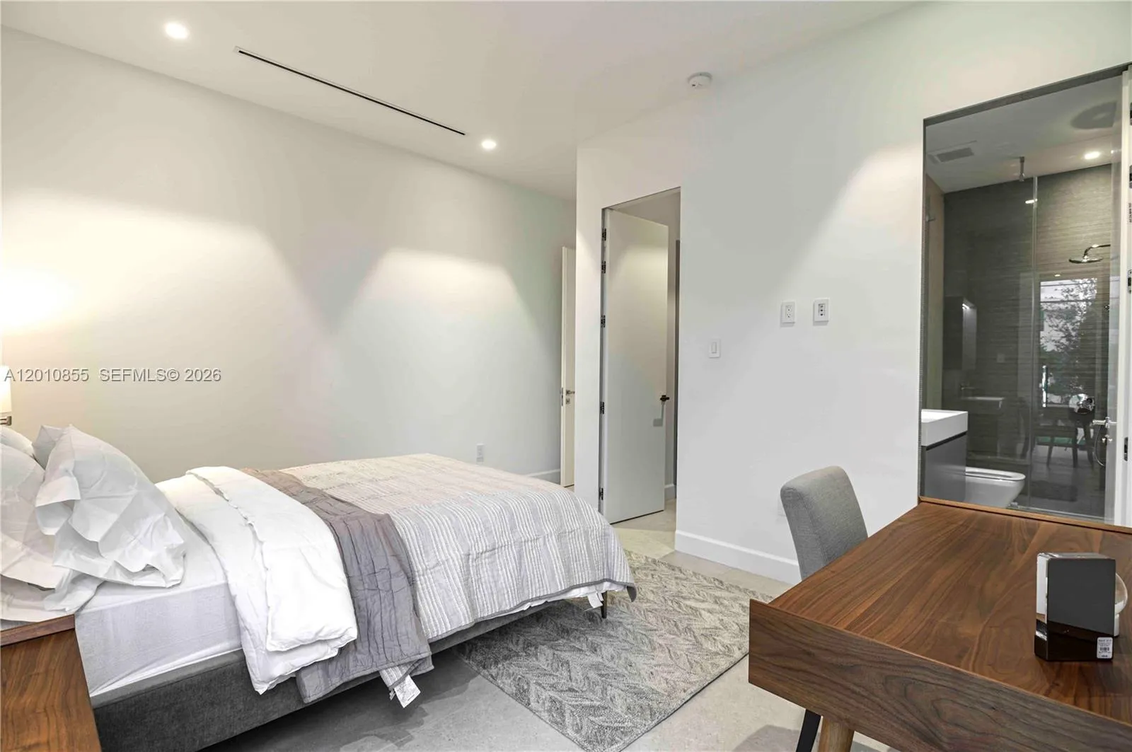 Property photo 98