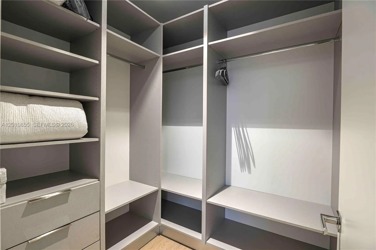 Property photo 126