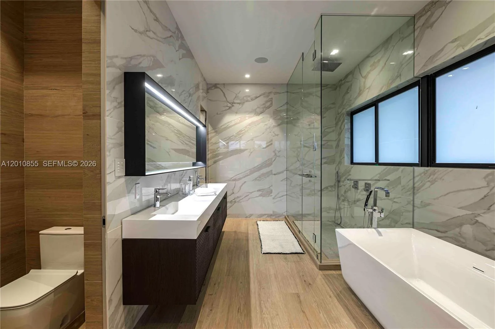 Photo 54