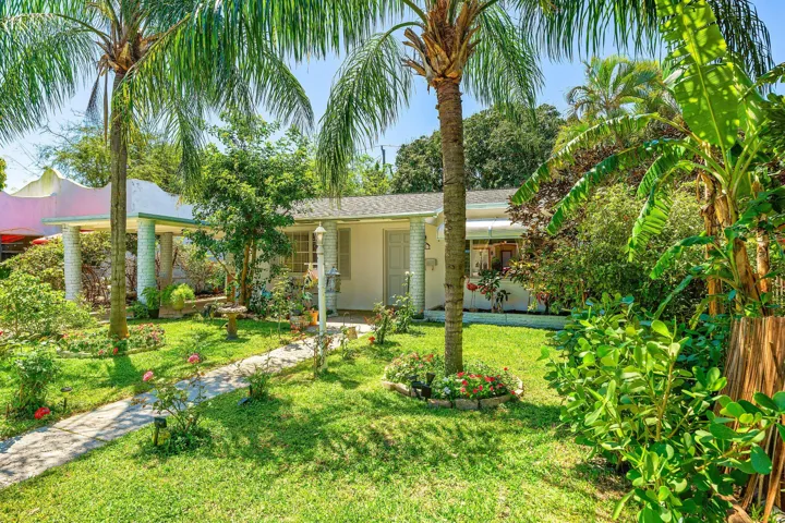 006-418KernStreet-WestPalmBeach-FL-33405