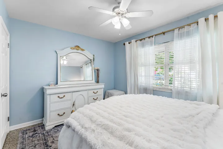 015-418KernStreet-WestPalmBeach-FL-33405