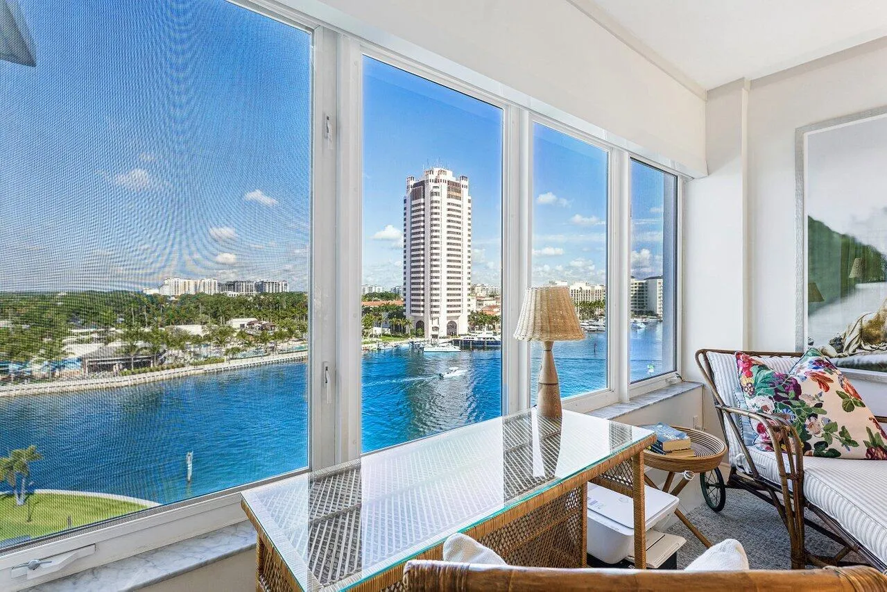 018-701EastCaminoReal-9G-BocaRaton-FL-33